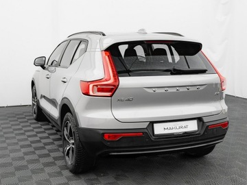 Volvo XC40 Crossover Facelifting 2.0 B3 163KM 2023 Volvo XC 40 WD1972T#B3 Plus Dark Podgrz.f I kier, zdjęcie 3