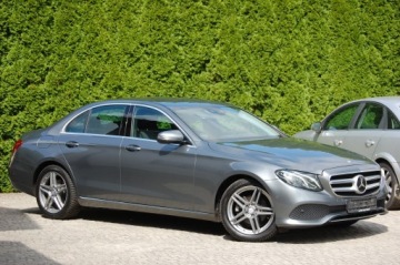 Mercedes Klasa E W213 Limuzyna 2.0 220d 194KM 2016 E-KLASA W213 2.0 194PS Avantgarde Tylko 152Tkm Temp.Aktywny Kamera Ambiente, zdjęcie 2