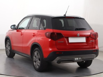 Suzuki Vitara III SUV Facelifting 1.0 BoosterJet 111KM 2019 Suzuki Vitara 1.0 BoosterJet, Salon Polska, zdjęcie 3