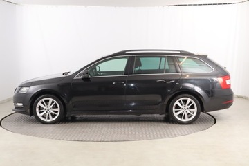 Skoda Octavia III Kombi Facelifting 2.0 TDI 150KM 2019 Skoda Octavia 2.0 TDI, Salon Polska, Klima, zdjęcie 2