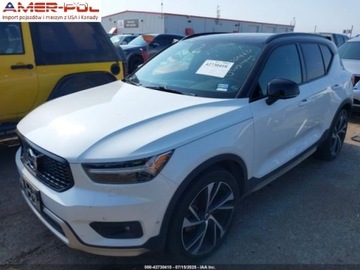 Volvo XC40 Crossover 2.0 T5 247KM 2020 Volvo XC 40 2020 Volvo XC40 T5 AWD R-Design 2.0 Benzyna 248KM