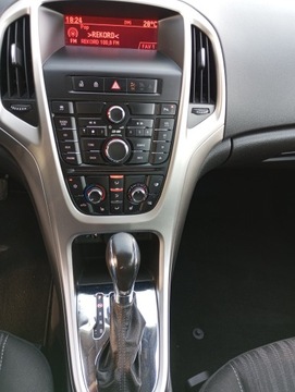 Opel Astra J Hatchback 5d 1.6 Twinport ECOTEC 115KM 2010 Automat Serwis 1.6 Benzyna, zdjęcie 29