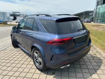 Mercedes GLE V167 SUV Facelifting 2.0 300d 269KM 2025 MERCEDES-BENZ GLE 300 d 4-Matic AMG Line 2.0 (269KM) 2025, zdjęcie 2