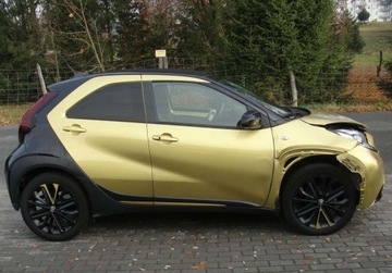 Toyota Aygo X 1.1 VVT-i 72KM 2023 Toyota Aygo X Unikatowa Wersja z Otwieranym Dachem w Automacie Benzyna 72KM, zdjęcie 4