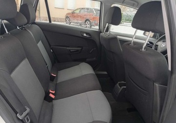 Opel Astra H Kombi 1.6 Twinport ECOTEC 105KM 2005 Opel Astra Zarejestrowany - ubezpieczony - benzyna - 1,6 - 105 KM 1.6 105KM, zdjęcie 14
