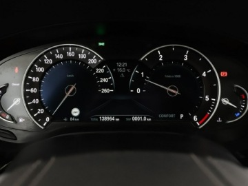 BMW Seria 5 G30-G31 Touring 520d 190KM 2018 BMW 520 4x4 automat pamorama full LED jasne skóry, zdjęcie 21