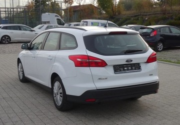 Ford Focus III Kombi Facelifting 1.0 EcoBoost 100KM 2015 Ford Focus 1.0BENZ Bezwypoadkowy Oplacony Super Stan Benzyna 100KM, zdjęcie 9