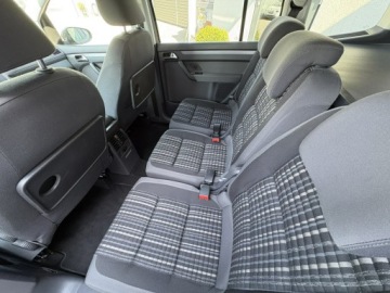 Volkswagen Touran II 1.6 TDI 105KM 2011 Volkswagen Touran 1.6 TDI Cross | Stan BDB |, zdjęcie 7