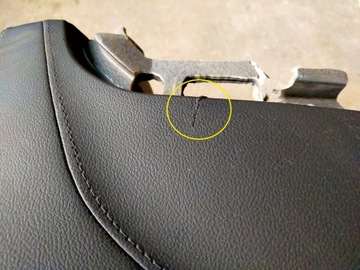 КОЖАНАЯ КОНСОЛЬ ПРИБОРНОЙ ПАНЕЛИ VOLVO XC90 II