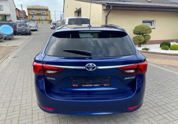 Toyota Avensis III Wagon Facelifting 2015 2.0 D-4D 143KM 2016 Toyota Avensis Toyota Avensis IIIKOMBI 2.0 Diesel 143KM, zdjęcie 4