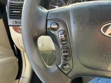 Hyundai Santa Fe II SUV 2.2 CRDi 155KM 2007 Hyundai Santa Fe 4X4 KLIMATYZACJA PARKTRONIC GRZANE FOTELE JANSNE WNETRZE, zdjęcie 14