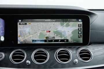 Mercedes Klasa E W213 Limuzyna Facelifting 2.0 E220d 194KM 2021 Mercedes-Benz Klasa E E 300 de Exclusive Salon Polska Autotrade Mercede, zdjęcie 33