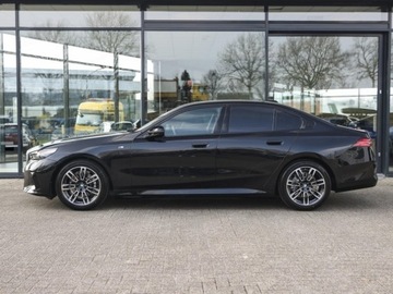 BMW Seria 5 G90-91 Touring 2.0 520d 197KM 2025 BMW Seria 5 520d xDrive Sport Sedan 2.0 (197KM) 2025, zdjęcie 1