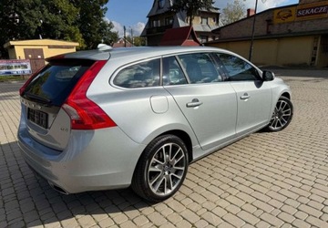 Volvo V60 I Kombi Facelifting 2.0 D4 DRIVE-E 190KM 2015 Volvo V60 Volvo V60 D4 Summum 2.0 Diesel 190KM, zdjęcie 11