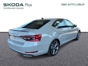 Skoda Superb III Liftback Facelifting 2.0 TSI 190KM 2021 Skoda Superb SportLine 2.0 TSI190 KM DSG DCC Matrix LED ACC Amundsen Hak, zdjęcie 3