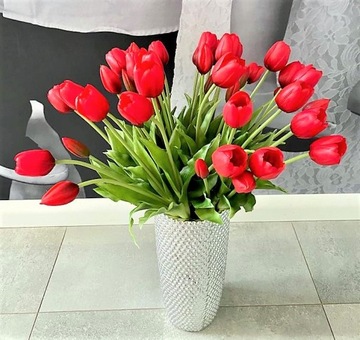 Букет тюльпанов из силиконовой резины типа ЖИВОЙ