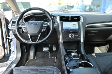 Ford Mondeo V Kombi Facelifting 2.0 EcoBlue 190KM 2020 Ford Mondeo Vignale Kombi 2,0Ecoblue 190KM A8 ASO, zdjęcie 12