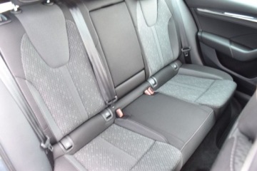 Skoda Octavia IV Kombi 2.0 TDI 150KM 2021 Skoda Octavia 2.0 TDI 150KM Style Kamera Czujniki Podgrz.fot Ambiente Navi, zdjęcie 33