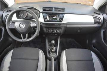 Skoda Fabia III Kombi 1.2 TSI 90KM 2016 Škoda Fabia Skoda Fabia 1.2TSI Polski Salon FV23%, zdjęcie 11