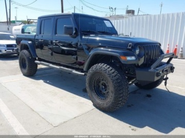 Jeep Gladiator 2021 Jeep Gladiator 80th Anniversary 4x4 2021 3.6 Benzyna 285KM, zdjęcie 6