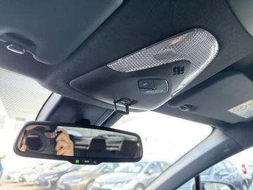 Toyota C-HR I Crossover Facelifting 1.8 Hybrid 122KM 2020 Toyota C-HR 1.8 Hybrid Style 1.8 Hybrid Style I Au, zdjęcie 25