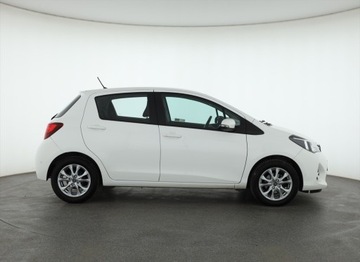 Toyota Yaris III Hatchback 5d Facelifting 1.33 Dual VVT-i 99KM 2016 Toyota Yaris 1.33 Dual VVT-i, Salon Polska, zdjęcie 5