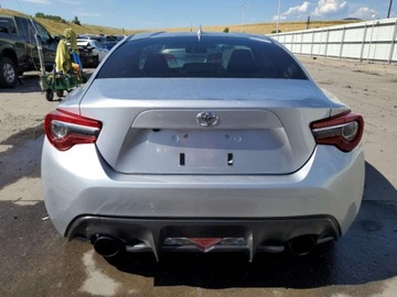 Toyota GT86 Coupe Facelifting 2.0 Boxer 200KM 2017 Toyota GT86 2.0L, Base 2.0 Benzyna 200KM, zdjęcie 5