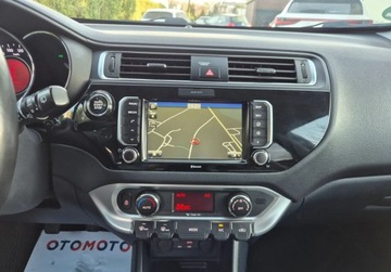 Kia Rio III Hatchback 5d Facelifting 1.4 DOHC CVVT 109KM 2015 Kia Rio 1,4 109KM Climatronic KeyLess Navi Kamera Bezwypadkowy 1.4, zdjęcie 18