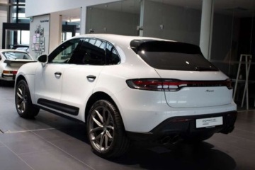 Porsche Macan SUV Facelifting 2.0  245KM 2021 Porsche Macan 2.0 Benzyna 244KM, zdjęcie 2