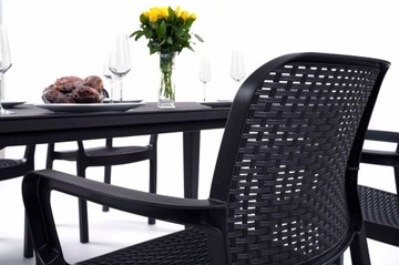 Комплект из стола ФУТУРА и стульев САМАННА на 6 человек. Штабелируемые стулья.