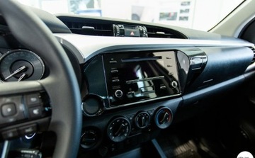 Toyota Hilux VIII Pojedyncza kabina Facelifting 2.4 D-4D 150KM 2024 Toyota Hilux Toyota Hilux 2.4 D-4D Double Cab DLX 4x4 2.4 Diesel 150KM, zdjęcie 26