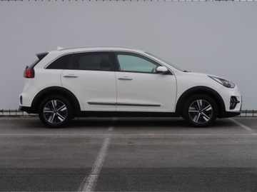 Kia Niro I Crossover Facelifting 1.6 GDi Hybrid 141KM 2021 Kia Niro Plug-in Hybrid, Automat, Skóra, Navi, zdjęcie 5