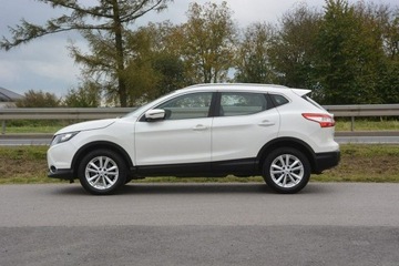 Nissan Qashqai II Crossover 1.2 DIG-T 115KM 2016 Nissan Qashqai 1.2Turbo nawi Automat doinwestowany, zdjęcie 2