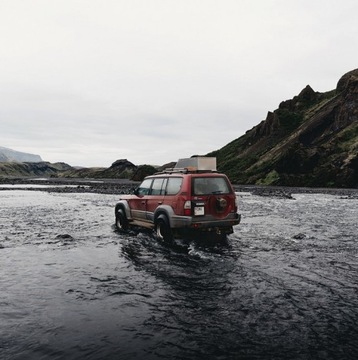 Przetwornica GREEN CELL 12V na 230V 300W/600W