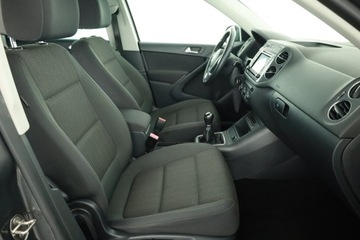 Volkswagen Tiguan I SUV Facelifting 2.0 TDI CR DPF BlueMotion 110KM 2015 VW Tiguan 2.0 TDI, Salon Polska, Navi, Xenon, zdjęcie 8