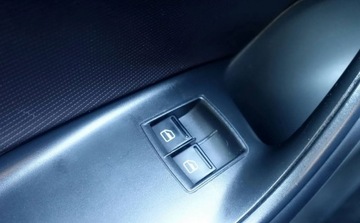 Seat Ibiza IV Hatchback 5d 1.4 MPI 85KM 2011 Seat Ibiza 1.4 86KM Salon PL Klima Dotykowy tablet Kamera cofania Nawigacja, zdjęcie 26