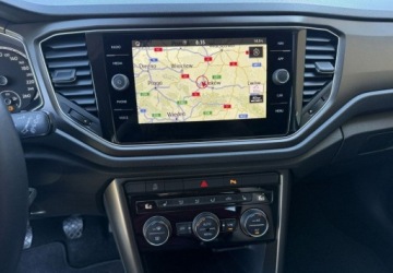 Volkswagen T-Roc I SUV 1.5 TSI ACT 150KM 2018 Volkswagen T-Roc 1,5 TSI 150KM Klima Navi Ledy Serwis 1.5 Benzyna 150KM, zdjęcie 16