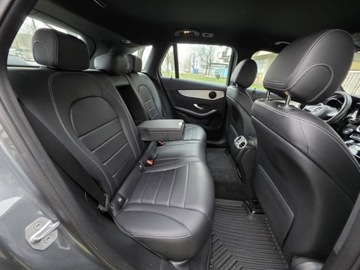 Mercedes GLC C253 SUV 2.0 250 211KM 2018 MERCEDES GLC 250 4MATIC AMG Line 2.0 benzyna 211KM Bezwypadkowy Serwis, zdjęcie 32