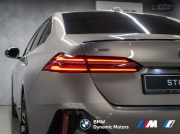 BMW Seria 5 G90-91 2026 BMW Seria 5 30e xDrive 299 KM PHEV - Gotowy do Odbioru - Pakiet M Pro 2.0, zdjęcie 12