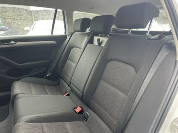 Volkswagen Passat B8 Variant 2.0 TDI 150KM 2015 Volkswagen Passat Automat Podgrzewanie Klimatronik, zdjęcie 9