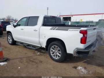 Chevrolet Silverado II 2022 Chevrolet Silverado 1500 LTD Short Bed LTZ 2022 5.3 Benzyna 355KM, zdjęcie 3