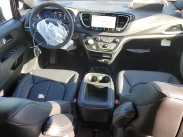 Chrysler Voyager V 2025 Chrysler Voyager Lx 2025 3.6l 3.6 Benzyna 287KM, zdjęcie 8