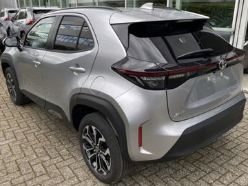 Toyota 2025 Od ręki - Style 1.5 Hybrid AWD 130KM | Podgrzewane fotele!, zdjęcie 2