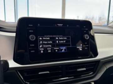 Volkswagen T-Roc I SUV Facelifting 1.5 TSI ACT 150KM 2023 Volkswagen T-Roc Life Kamera cofania LED CarPlayAndroid Auto Podgrzewan, zdjęcie 33