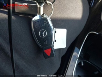 Mercedes Klasa C W205 2017 Mercedes-Benz Klasa C 2017 Mercedes-Benz C-Class C 300 4MATIC Sedan Luxury, zdjęcie 15