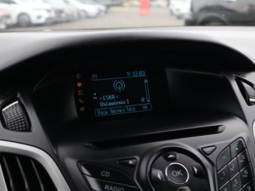 Ford Focus III Hatchback 5d facelifting 1.6 TDCi 95KM 2014 Ford Focus 1.6 TDCi, Salon Polska, Klima, zdjęcie 11