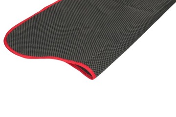 Сервисная крышка топливного бака защищает JMP от повреждений.