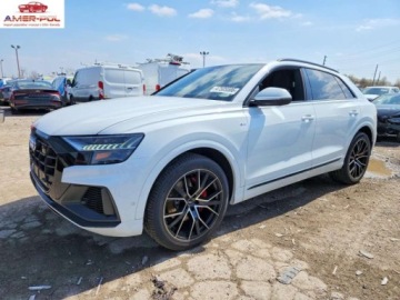 Audi Q8 2021 Audi Q8 Prestige S-Line 2021 3.0 Benzyna 335KM