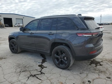 Jeep Grand Cherokee V 2023 Jeep Grand Cherokee Laredo 2023 3.6l 3.6 Benzyna 293KM, zdjęcie 1