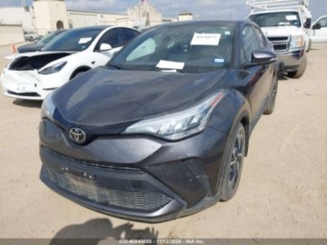 Toyota C-HR I 2022 Toyota C-HR xle, 2022r., 2.0L 2.0 Benzyna 144KM, zdjęcie 1